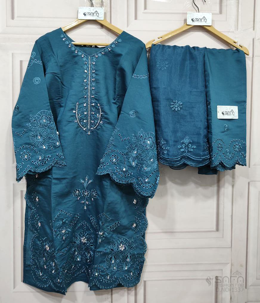 Safa Fashion Fab 1337 Ready Made Pakistani Suit CollectionSafa Fashion Fab 1337 Ready Made Pakistani Suit Coll